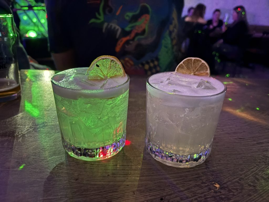 drinks at tnt
